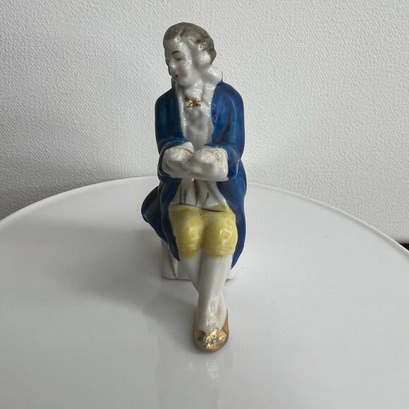 Vintage Occupied Japan Victorian Musical Ensemble Porcelain‎ Figurines - Picture 10 of 16